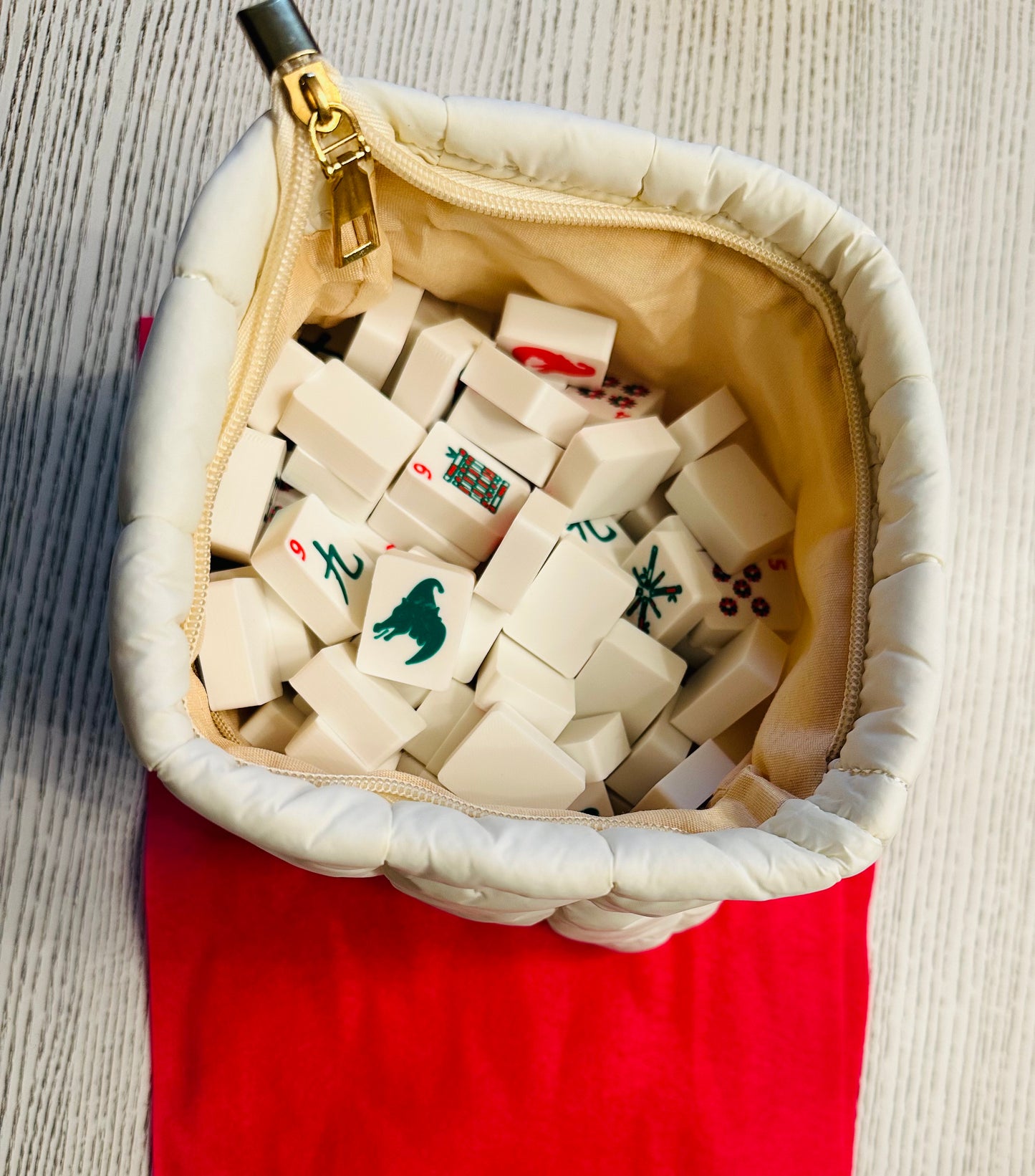 Two Tone Waterproof American Mahjong Set - Christmas